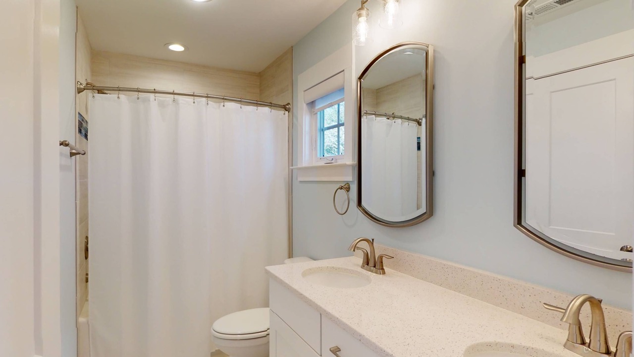 Photo of Bathroom in Kure Beach
