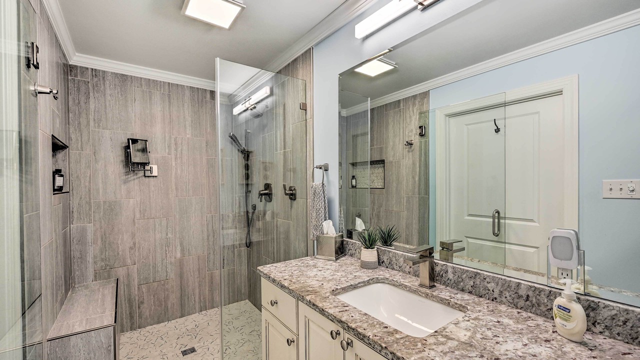 Photo of Bathroom in Lake Jeanette