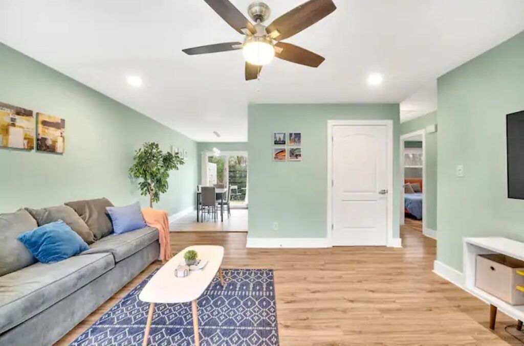 Photo of Livingroom in Charlotte