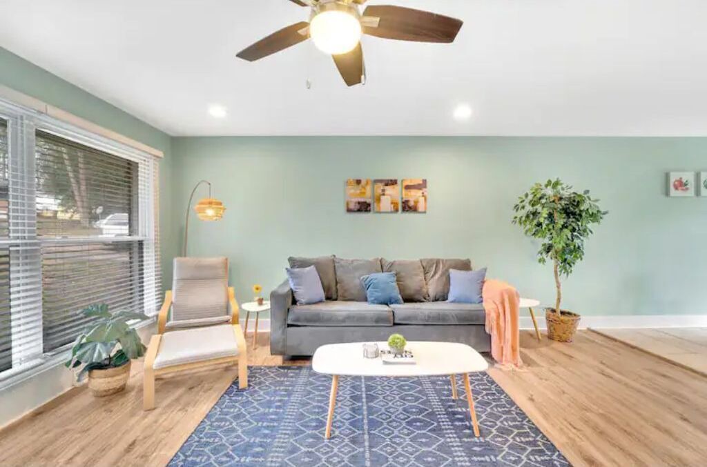 Photo of Livingroom in Charlotte