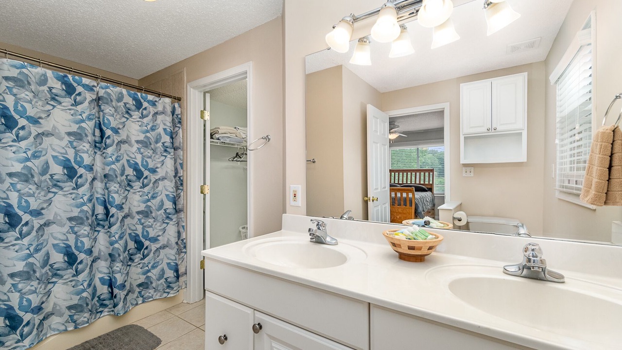 Photo of Bathroom in Southmont