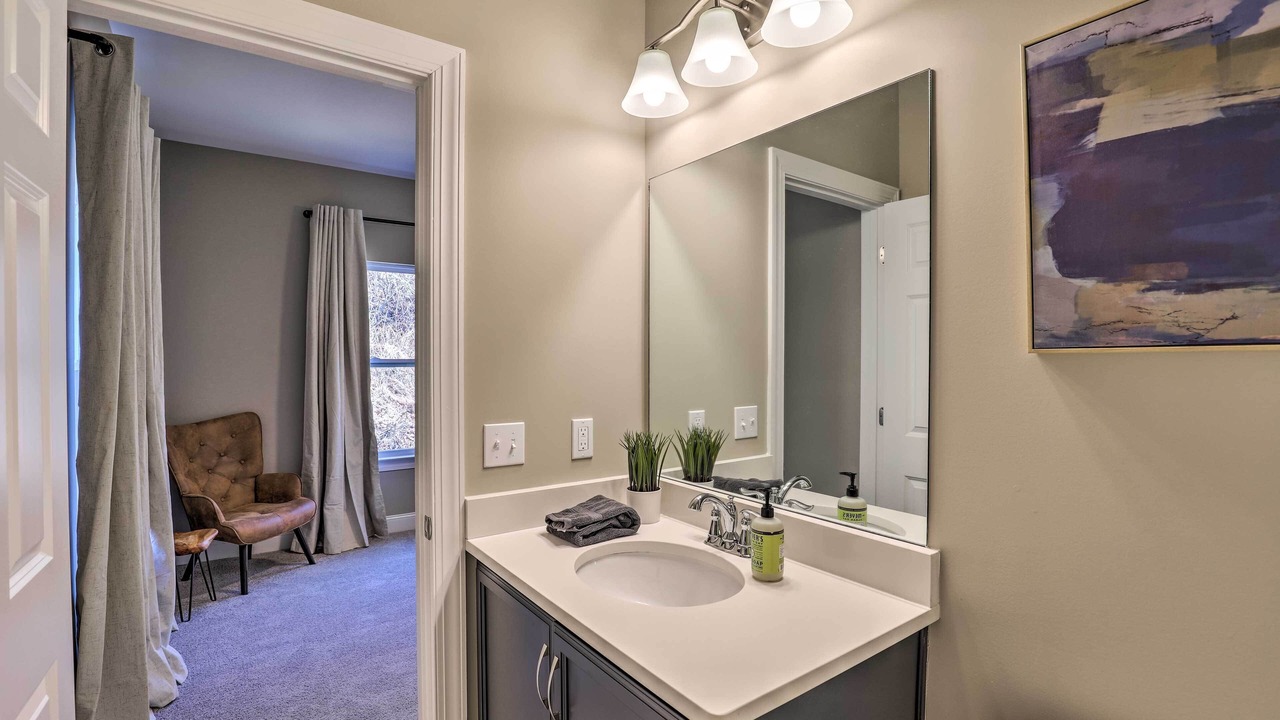 Photo of Bathroom in Woodfin