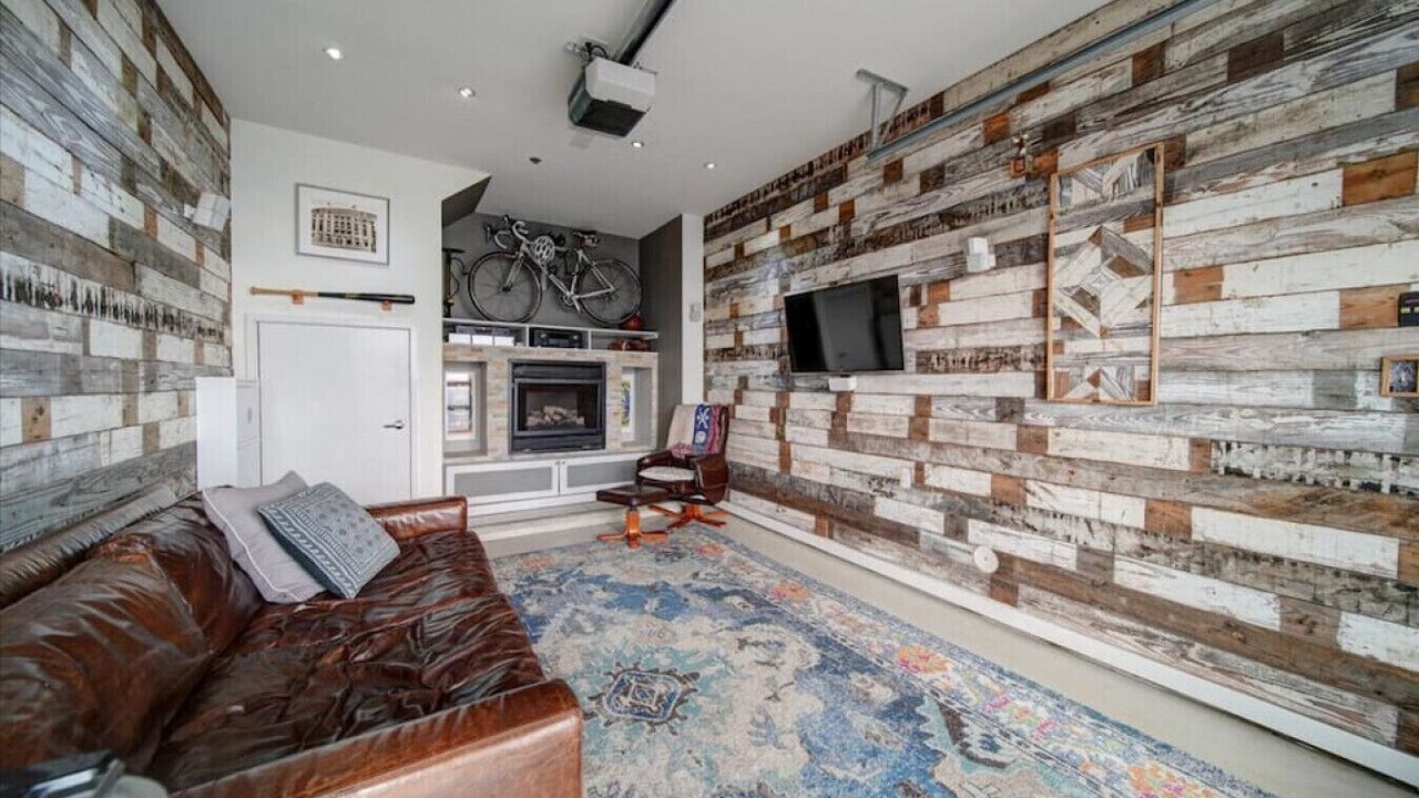 Photo of Livingroom in Wesley Heights