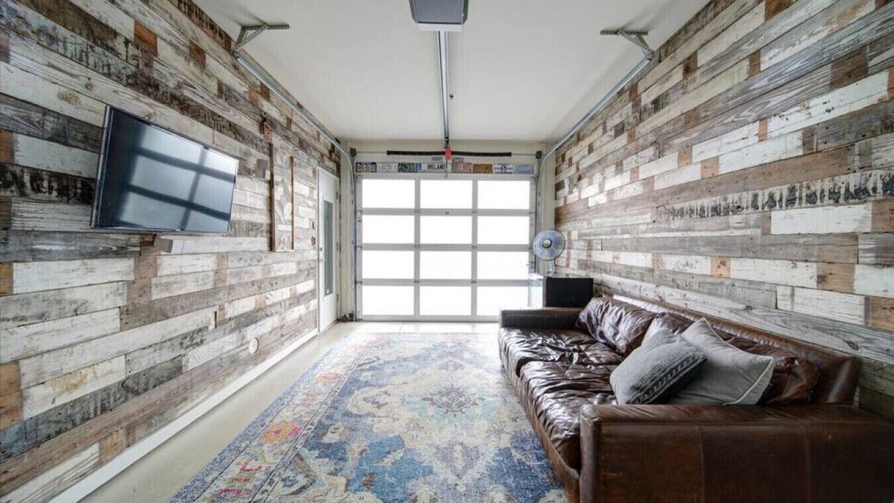 Photo of Livingroom in Wesley Heights