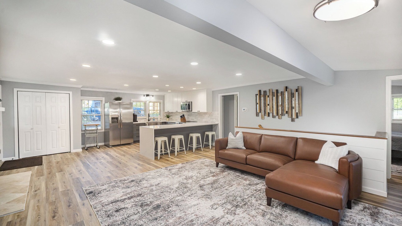 Photo of Livingroom in Southmont