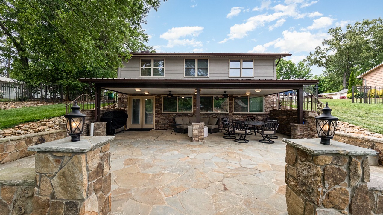 Photo of Outdoor in Southmont