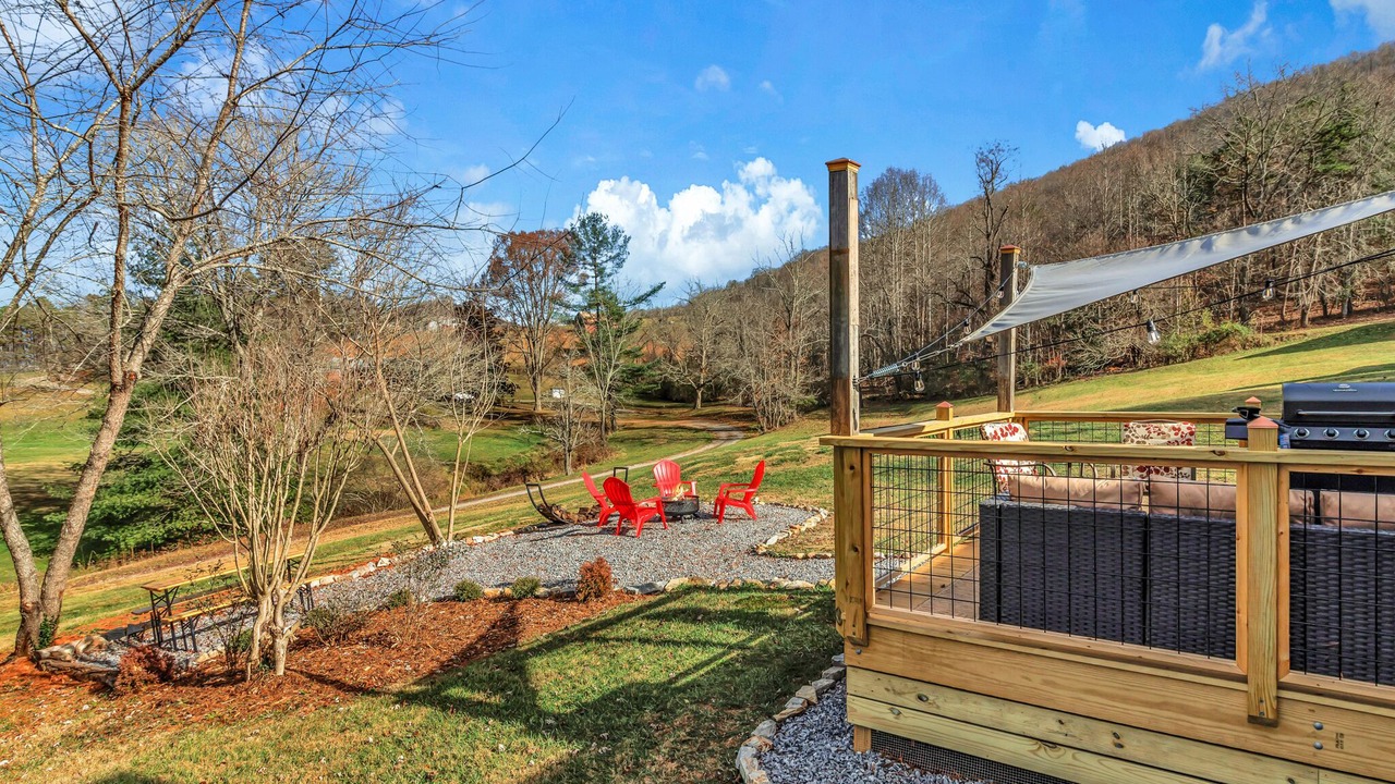 Photo of Outdoor in Candler