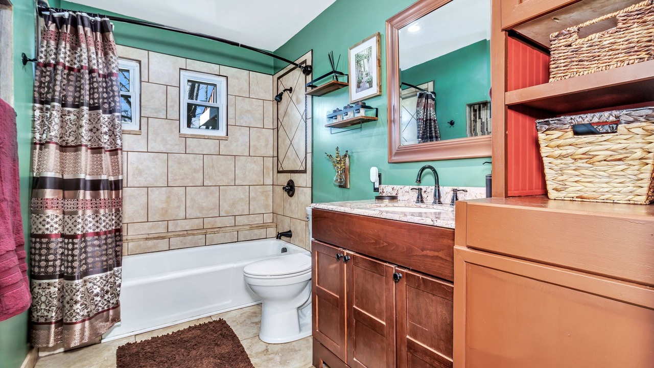 Photo of Bathroom in Candler