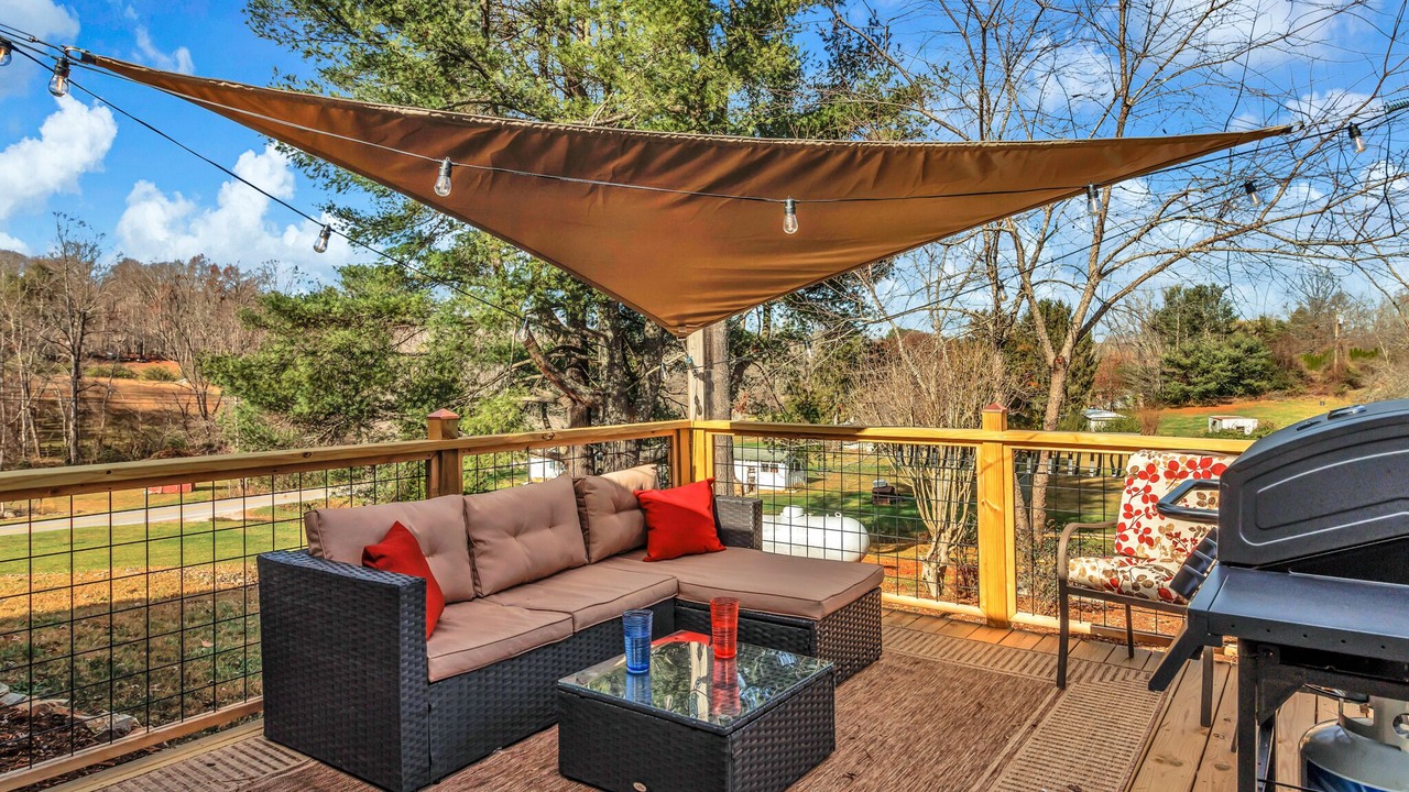 Photo of Patio Balcony in Candler