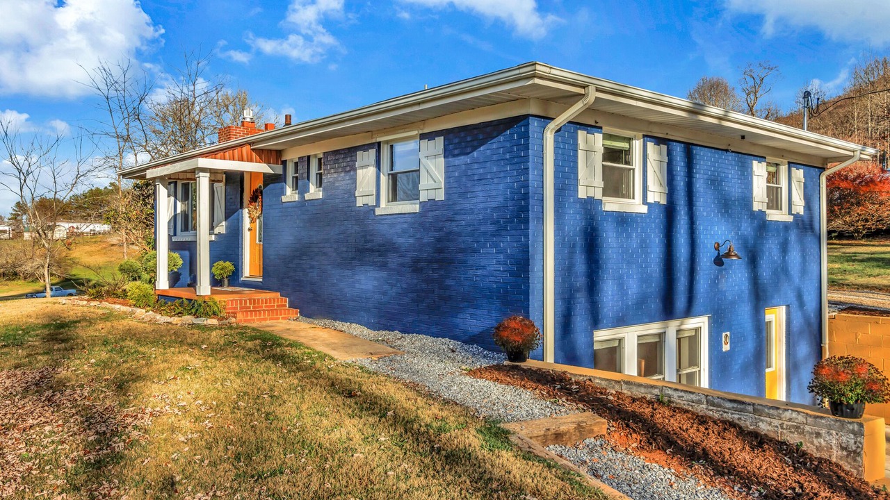 Photo of Outdoor in Candler