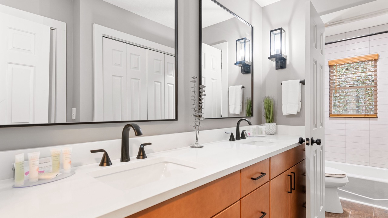 Photo of Bathroom in Lake Junaluska
