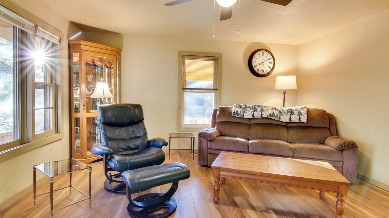 Photo of Livingroom in Marshall