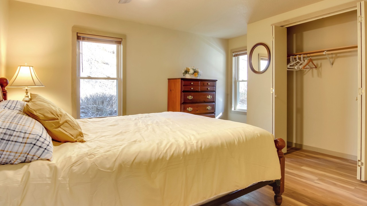 Photo of Bedroom in Marshall