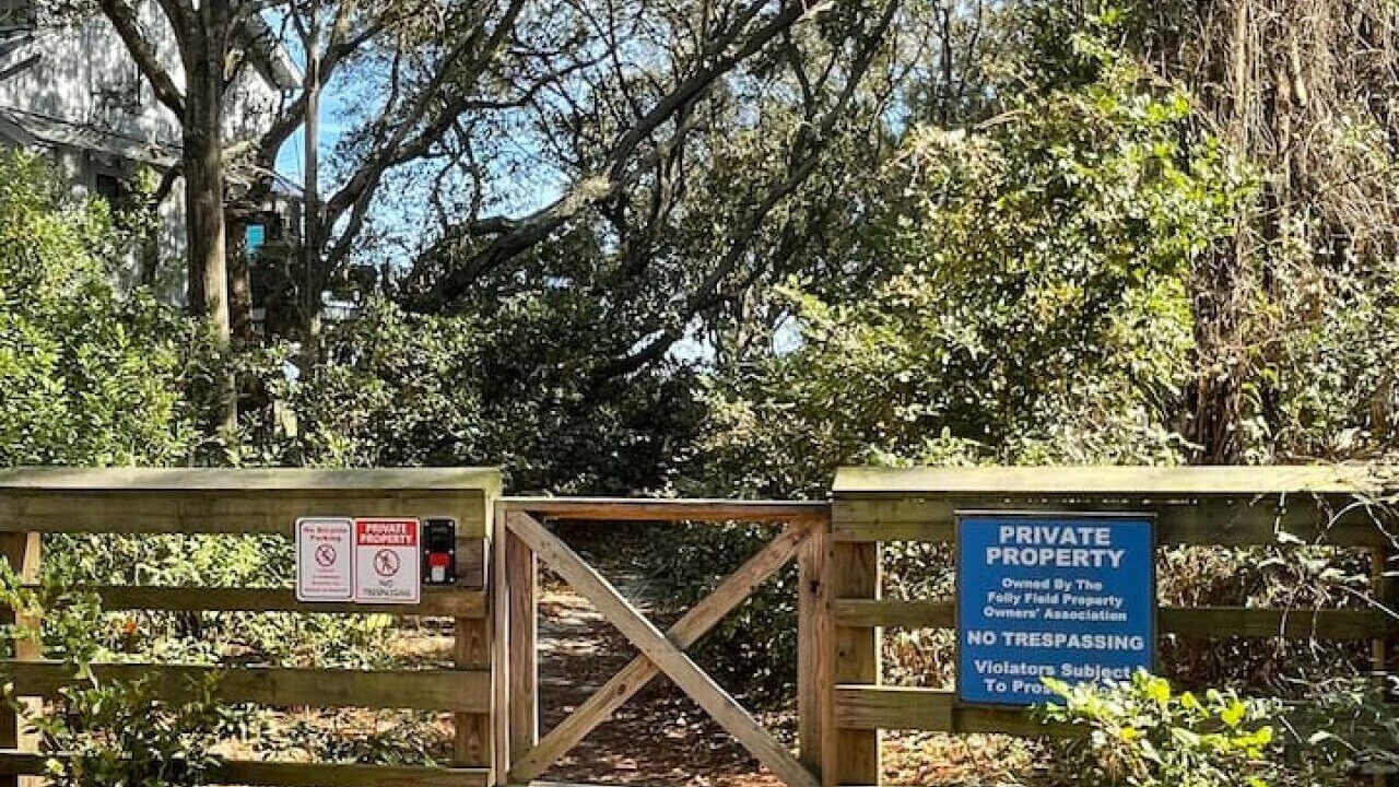 Photo of Outdoor in Folly Field