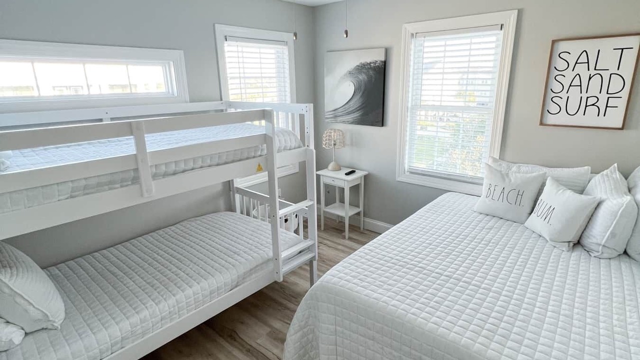 Photo of Bedroom in Ocean Isle Beach