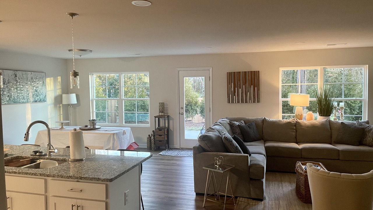 Photo of Livingroom in High Point