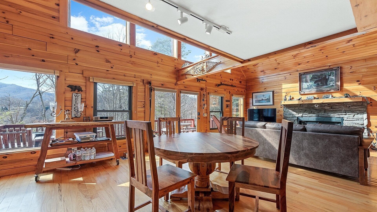 Photo of Bedroom in Waynesville
