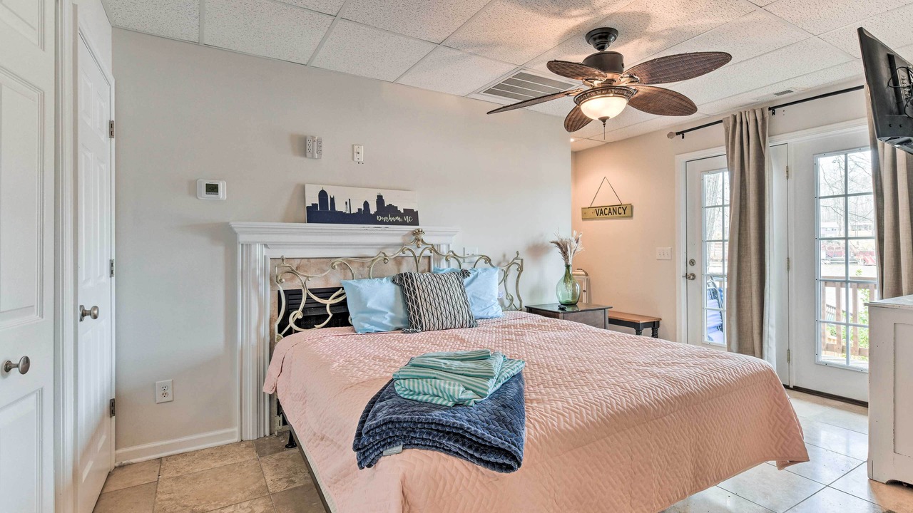 Photo of Bedroom in Southmont