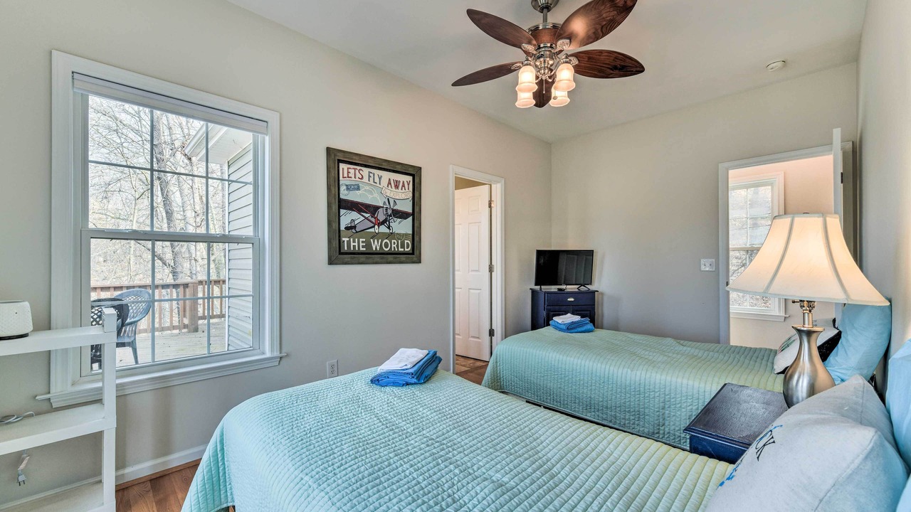 Photo of Bedroom in Southmont