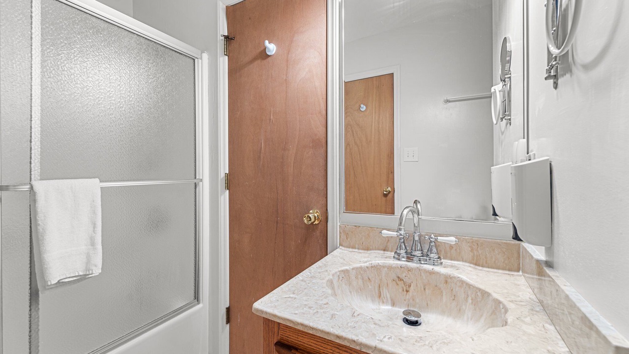 Photo of Bathroom in Colington Harbour