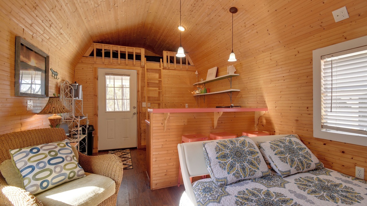 Photo of Bedroom in Sunset Beach