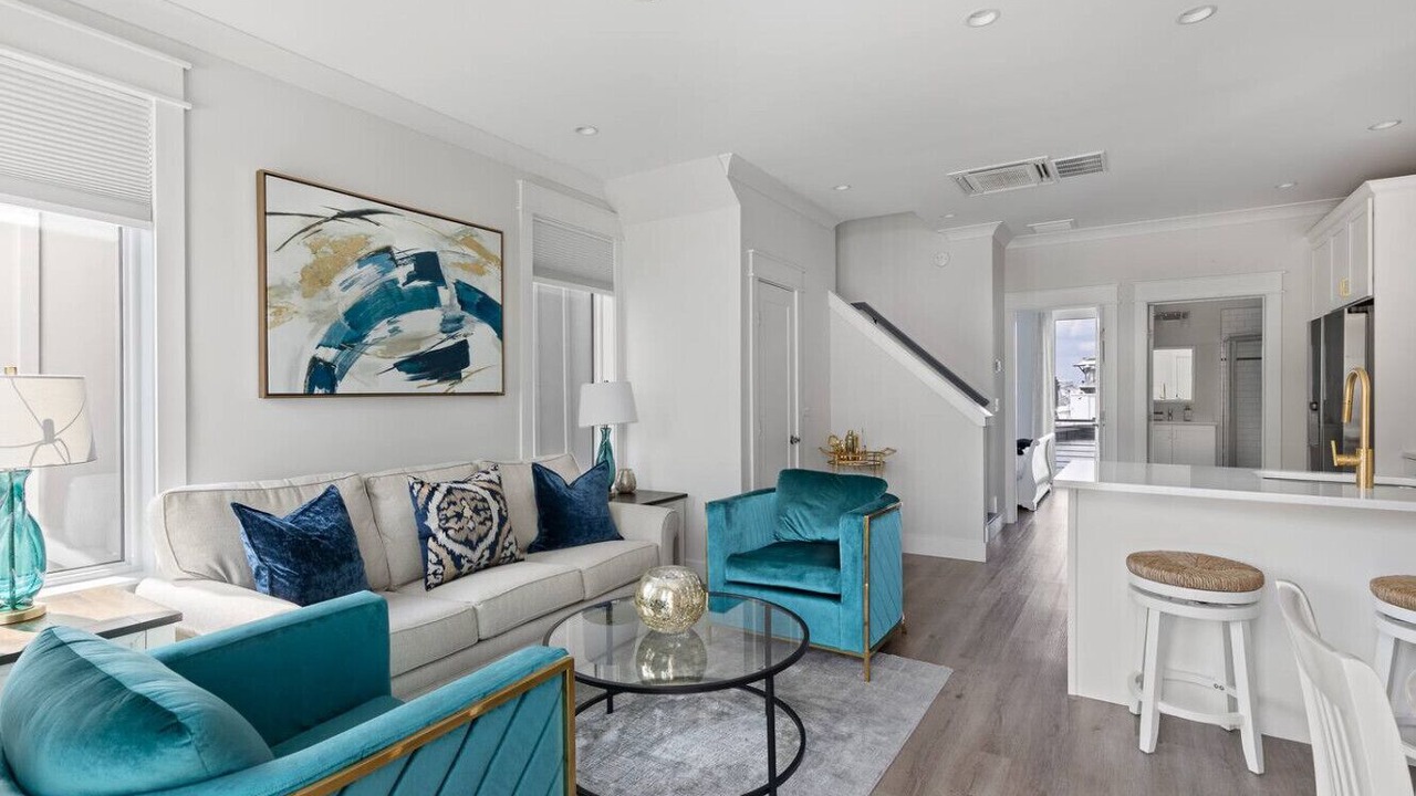Photo of Livingroom in River District
