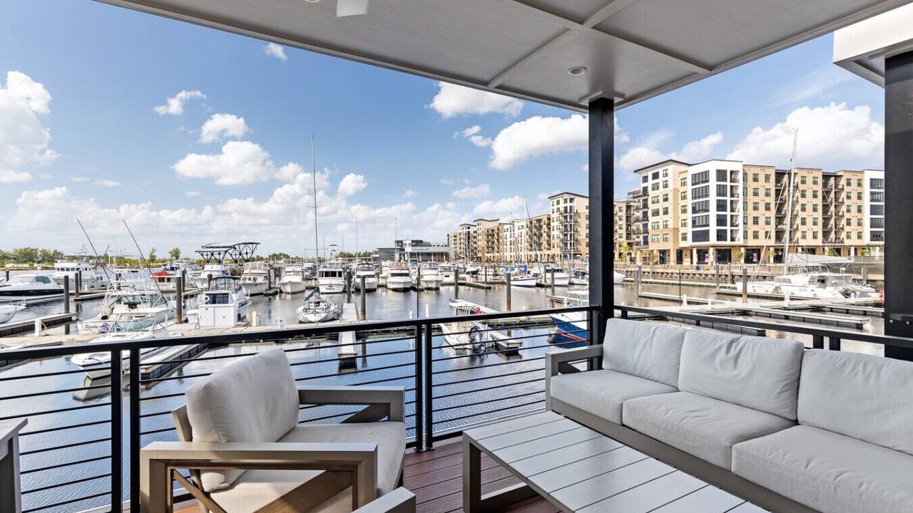 Photo of Outdoor in River District