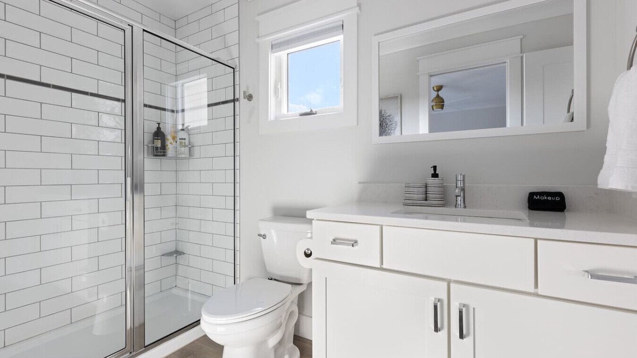 Photo of Bathroom in River District