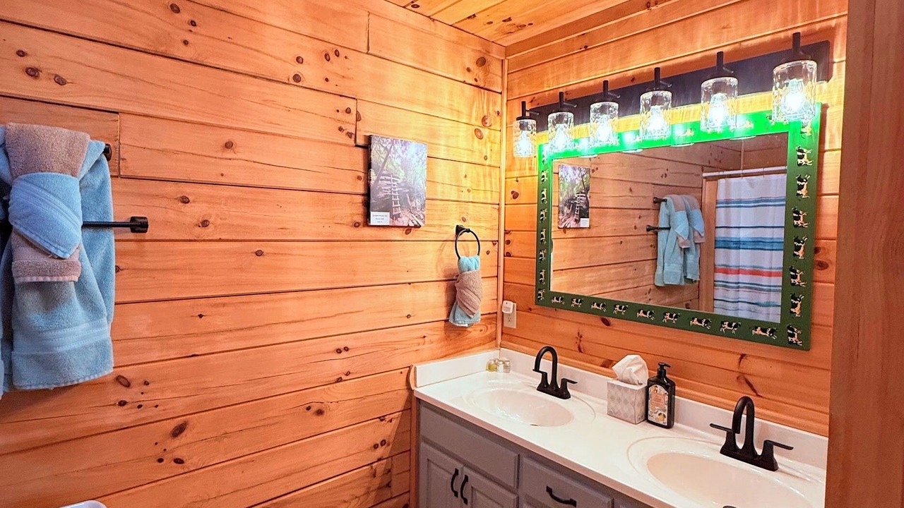 Photo of Bathroom in West Jefferson