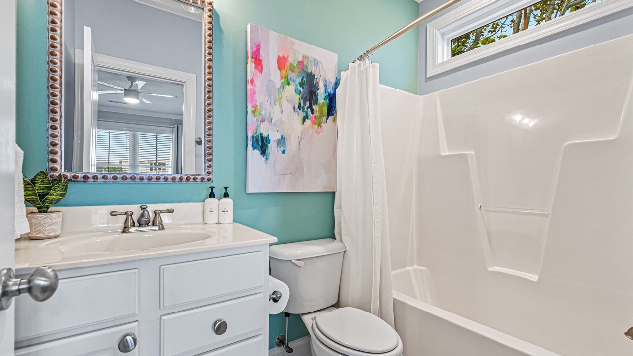 Photo of Bathroom in Ash