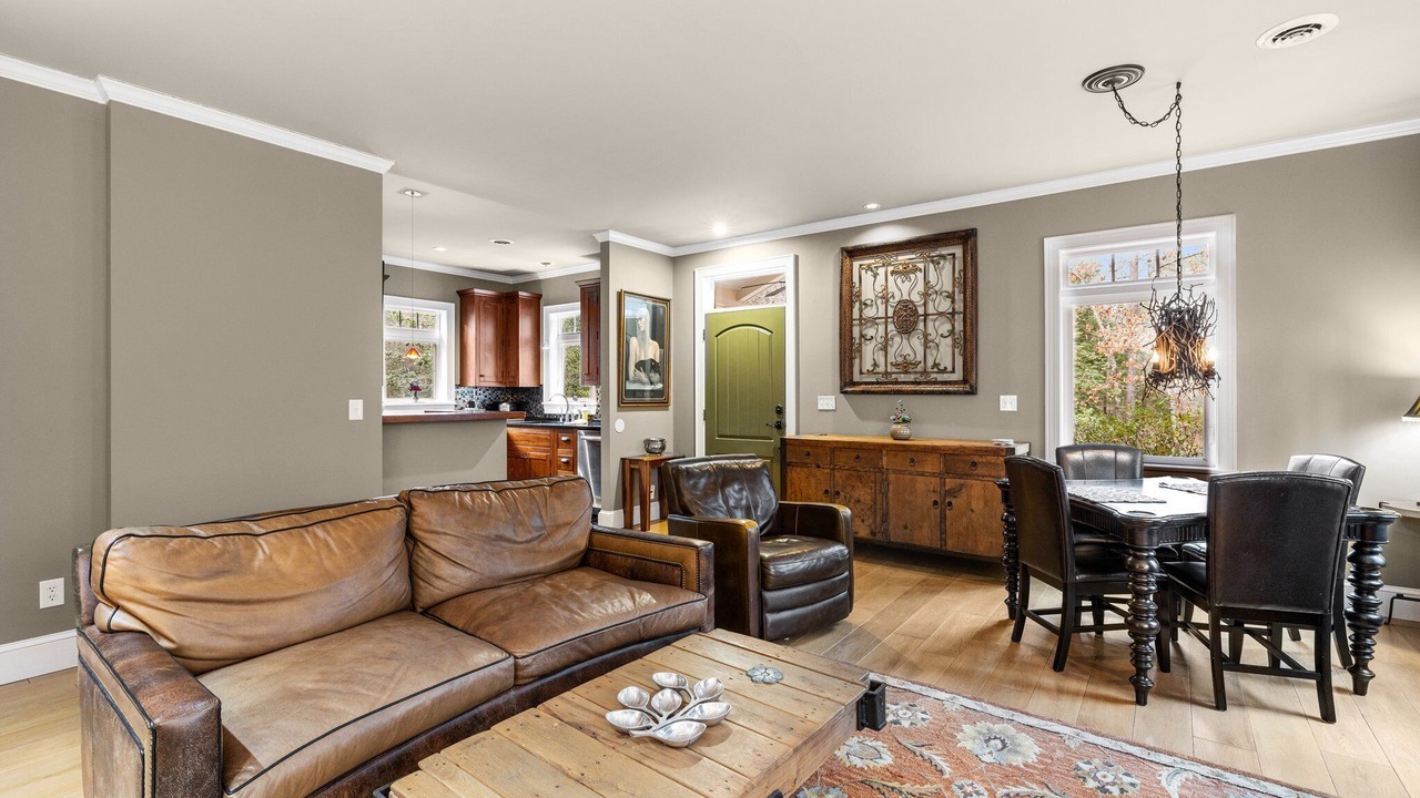 Photo of Livingroom in Craven County