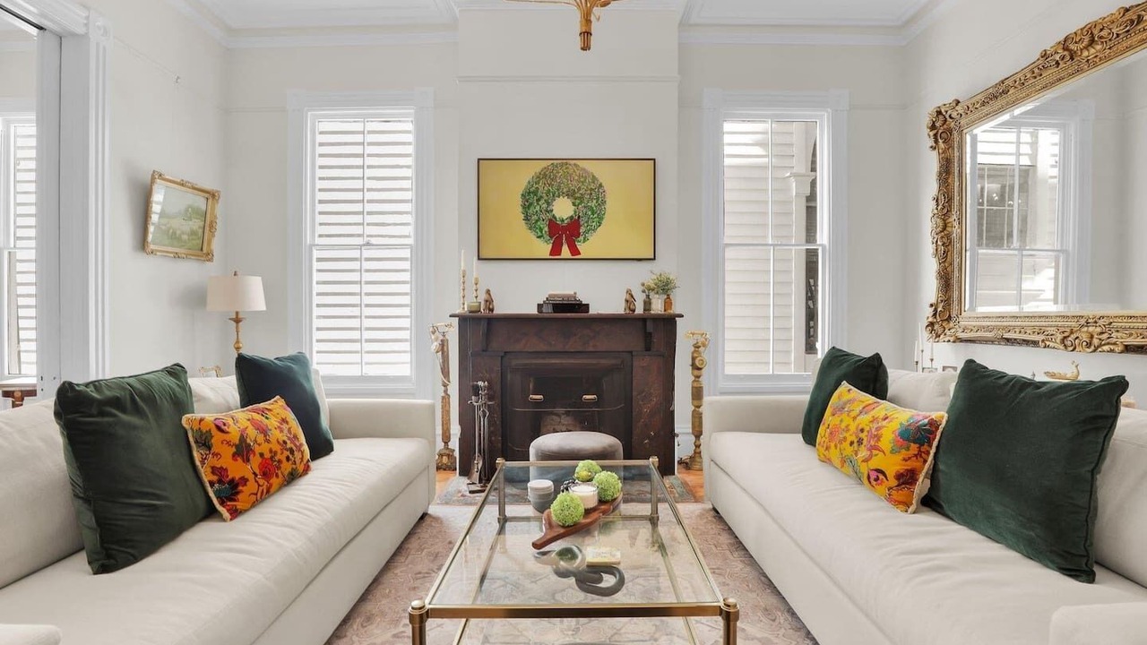 Photo of Livingroom in Historic Downtown Savannah