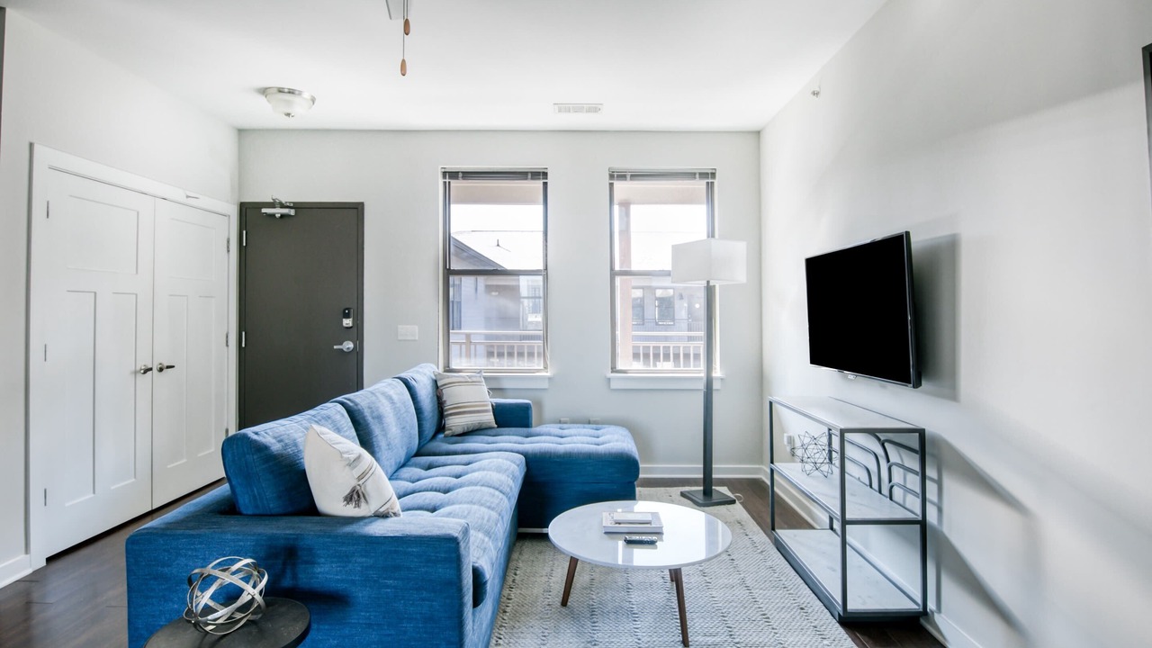 Photo of Livingroom in Hillsboro Village