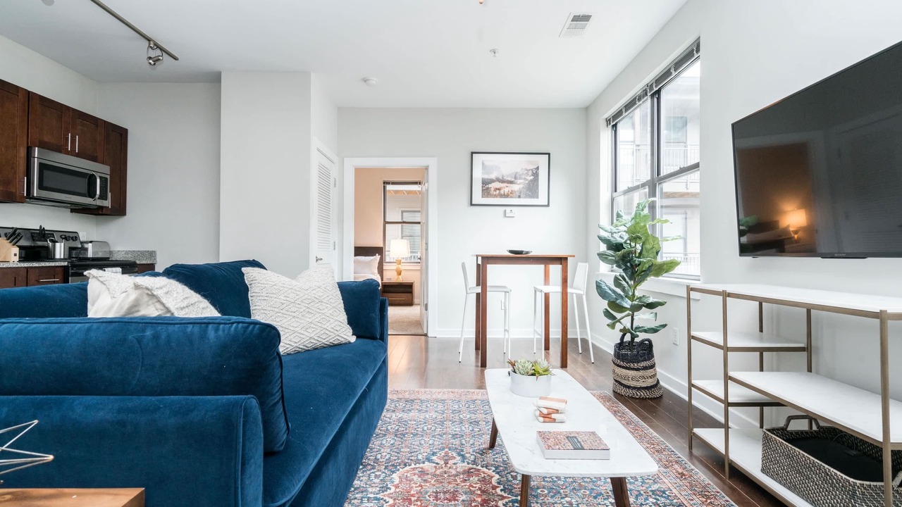 Photo of Livingroom in Hillsboro Village