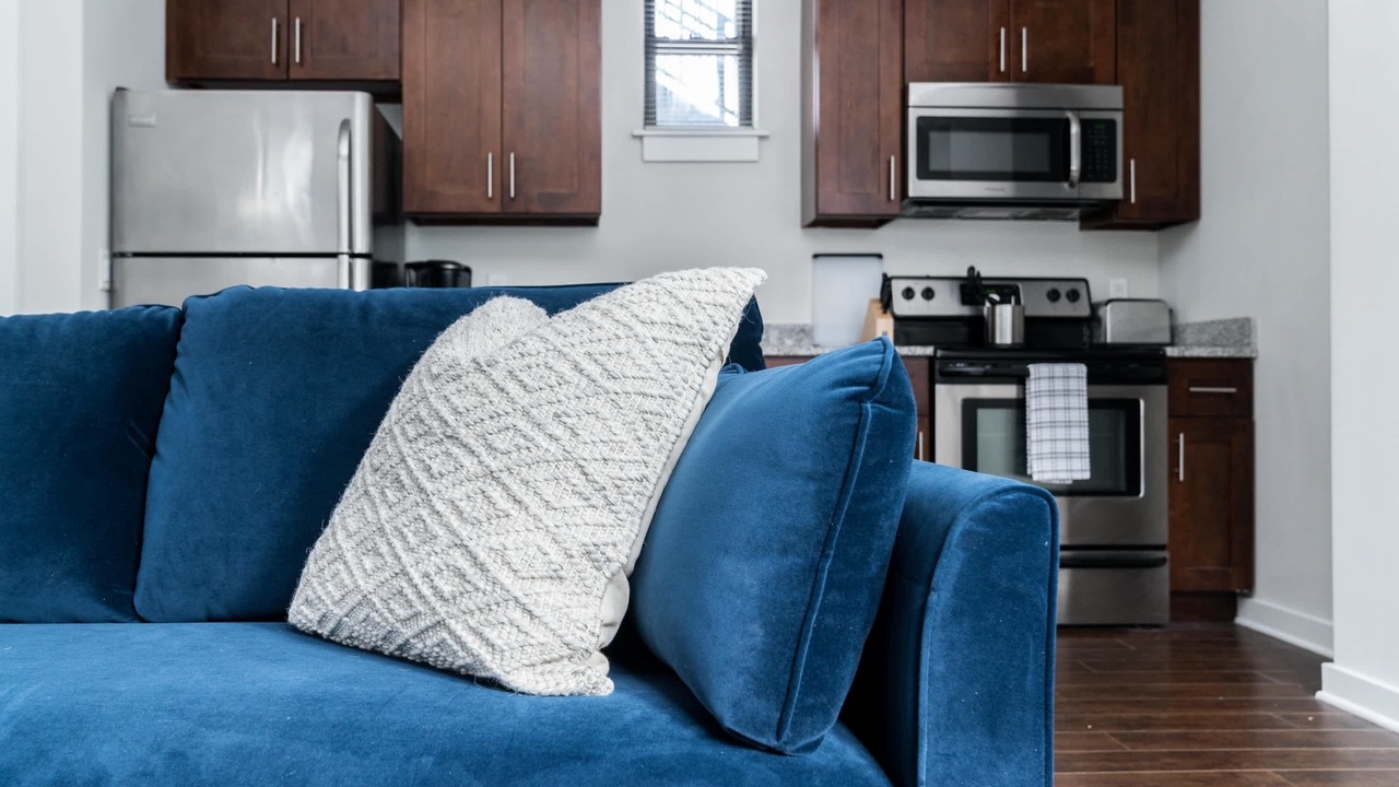 Photo of Livingroom in Hillsboro Village