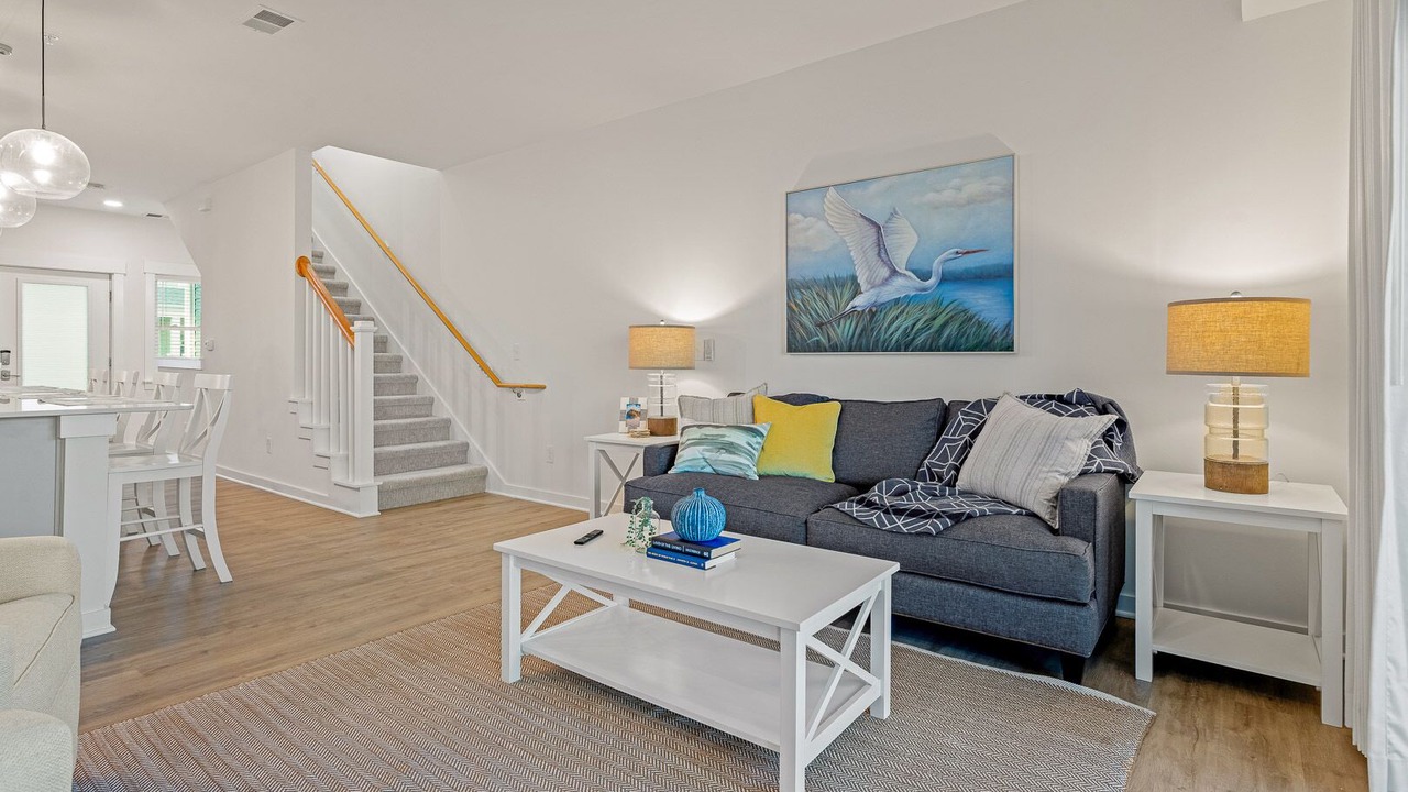 Photo of Livingroom in Bermuda Bay