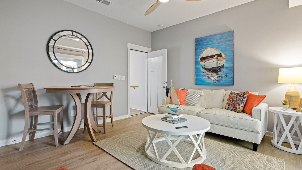 Photo of Bedroom in Bermuda Bay