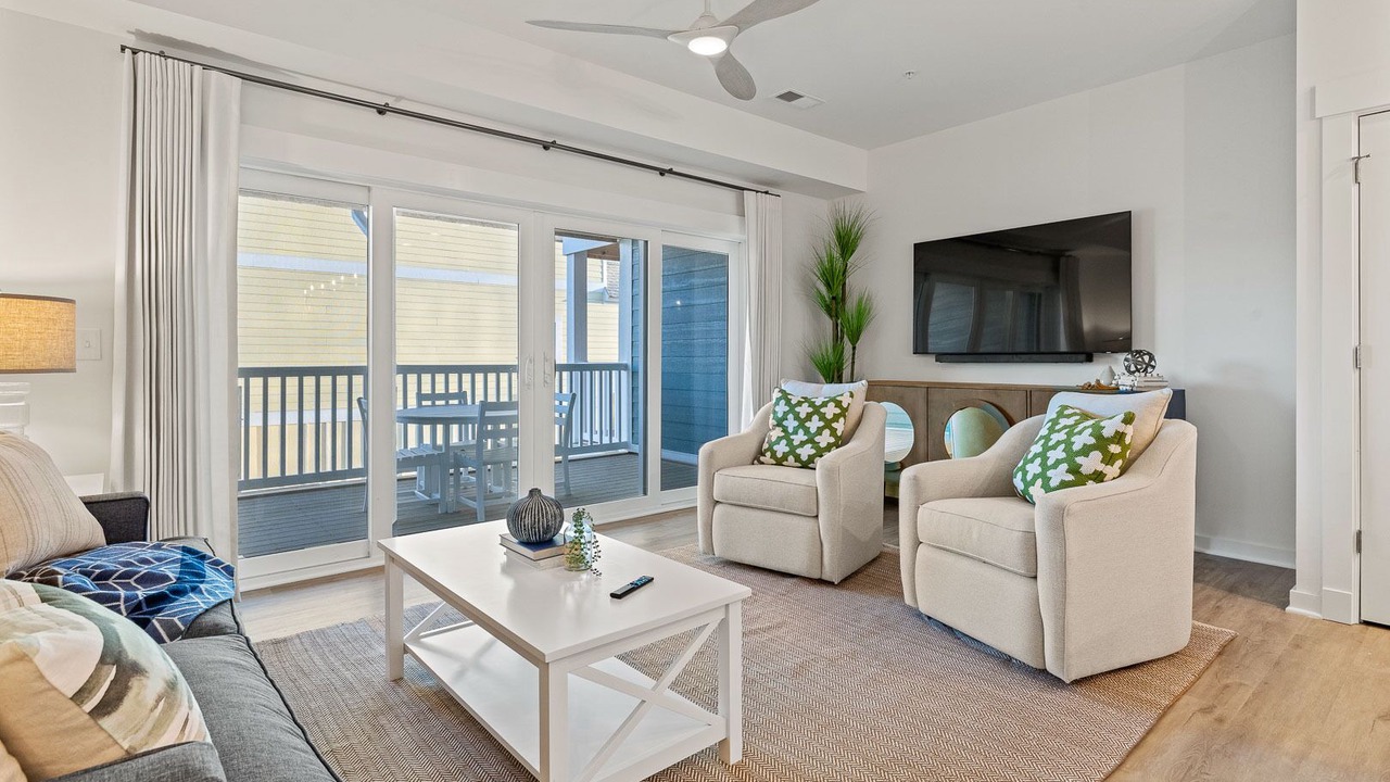 Photo of Livingroom in Bermuda Bay