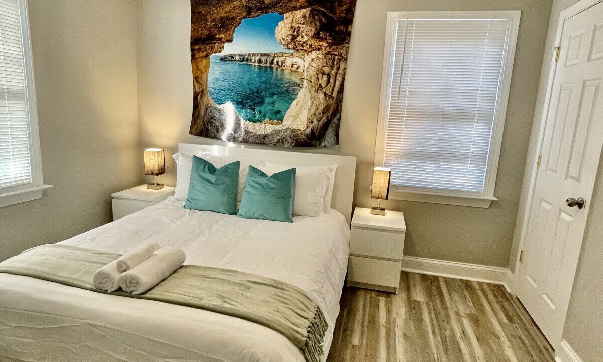 Photo of Bedroom in New Irving Park