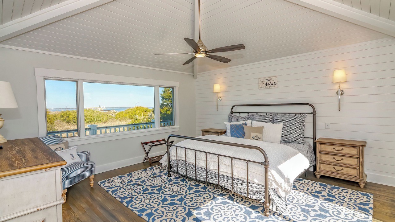 Photo of Bedroom in West Beach