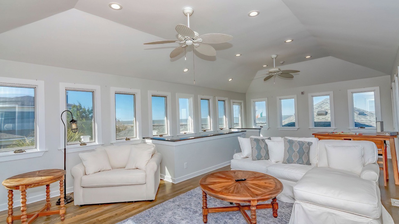 Photo of Livingroom in West Beach