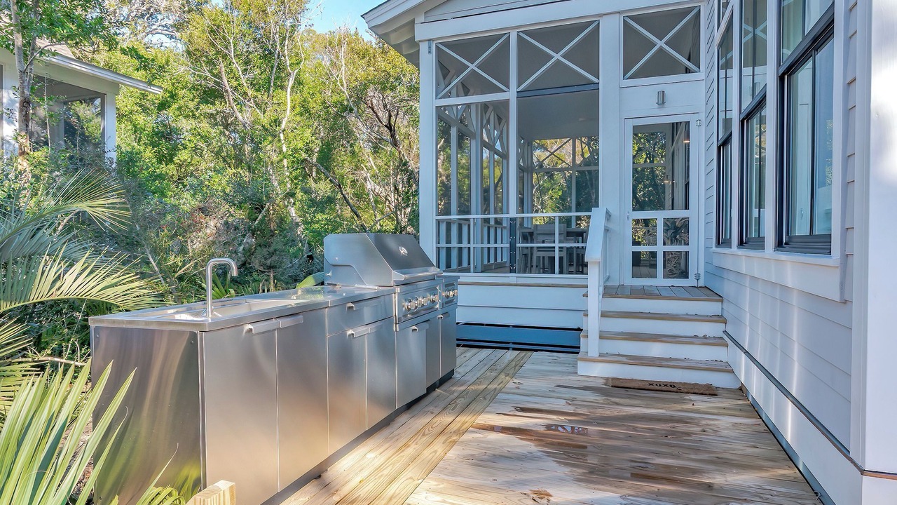 Photo of Patio Balcony in Cape Fear Station