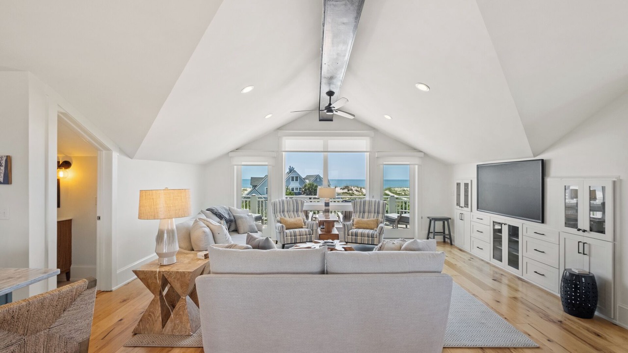 Photo of Livingroom in Cape Fear Station