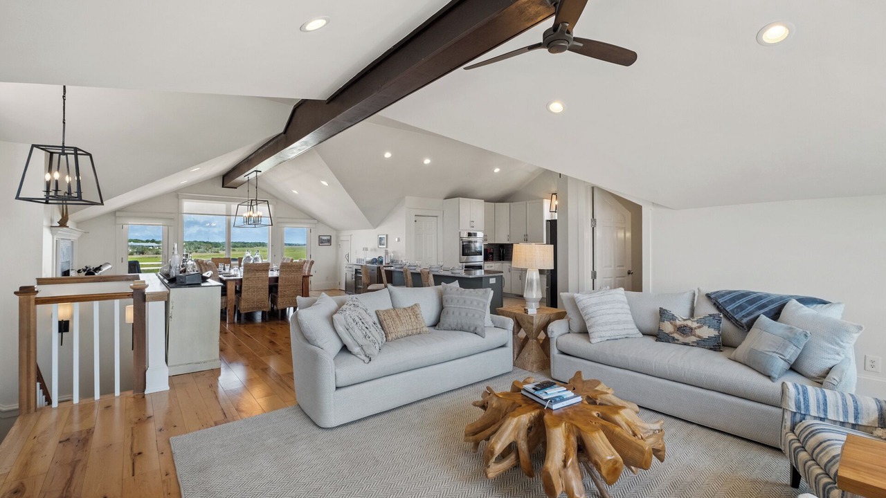 Photo of Livingroom in Cape Fear Station