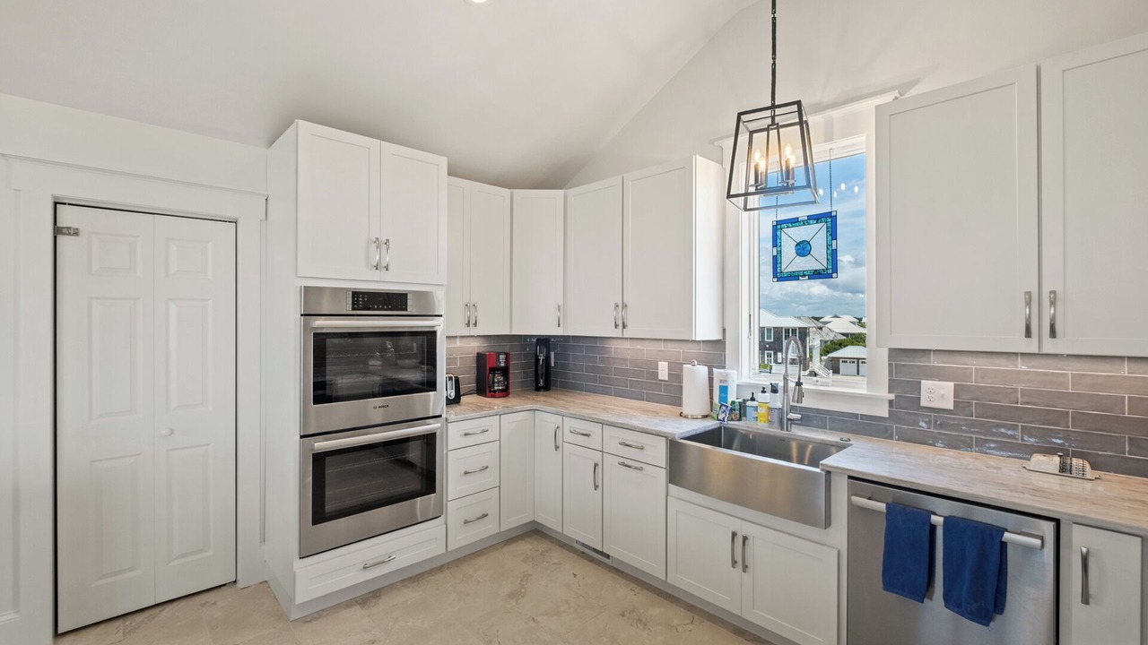 Photo of Kitchen in Cape Fear Station