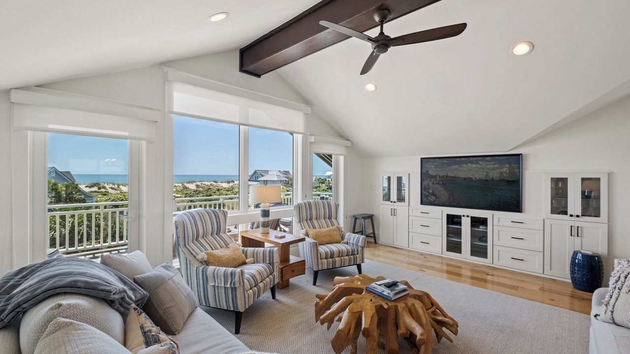 Photo of Livingroom in Cape Fear Station