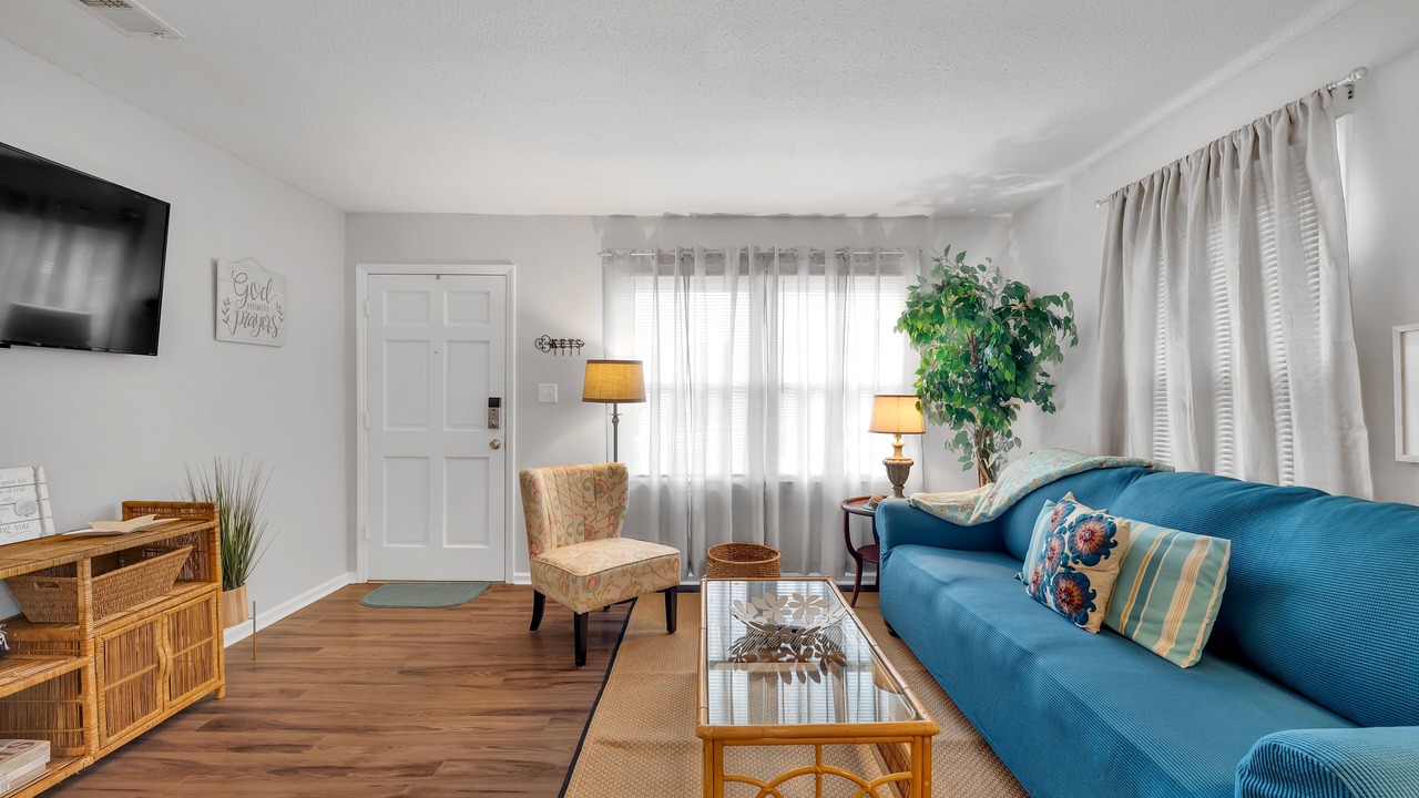 Photo of Livingroom in Paw Creek