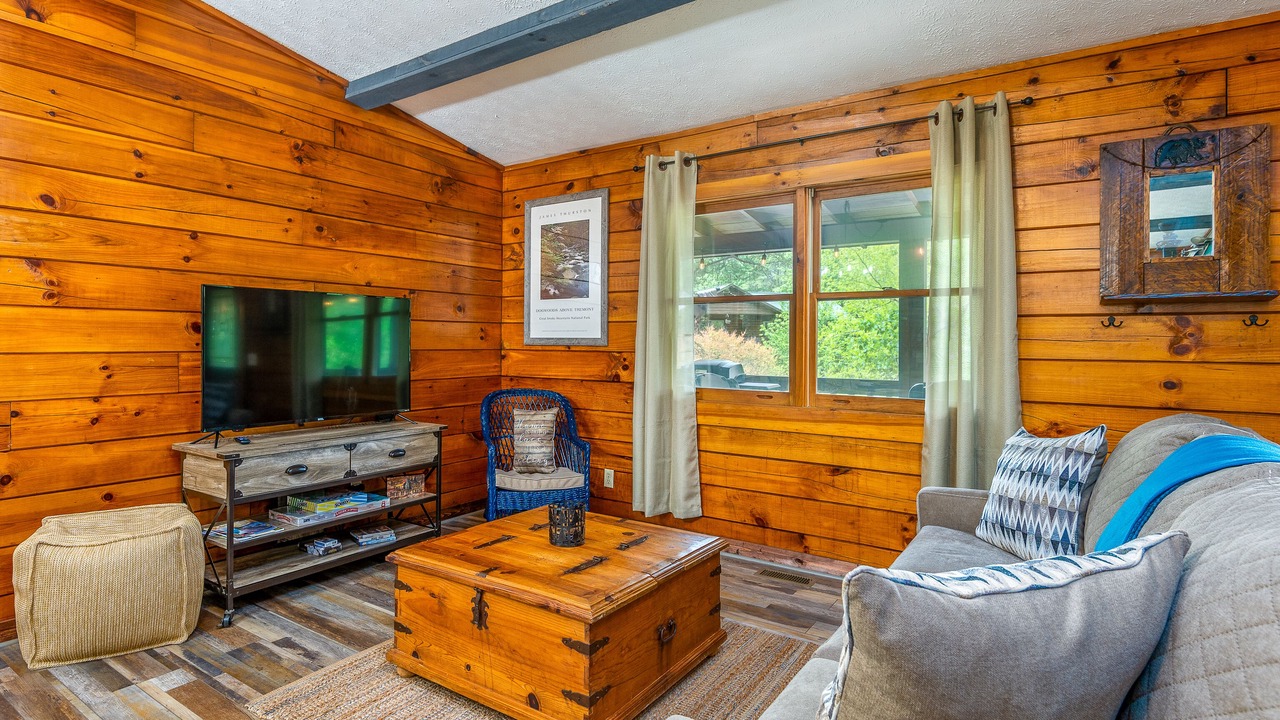 Photo of Livingroom in Waynesville