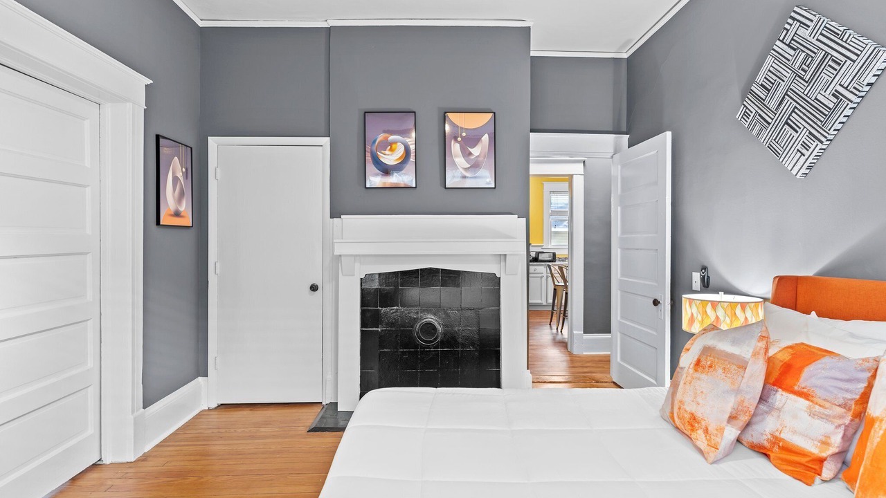 Photo of Bedroom in Wilmington Historic District