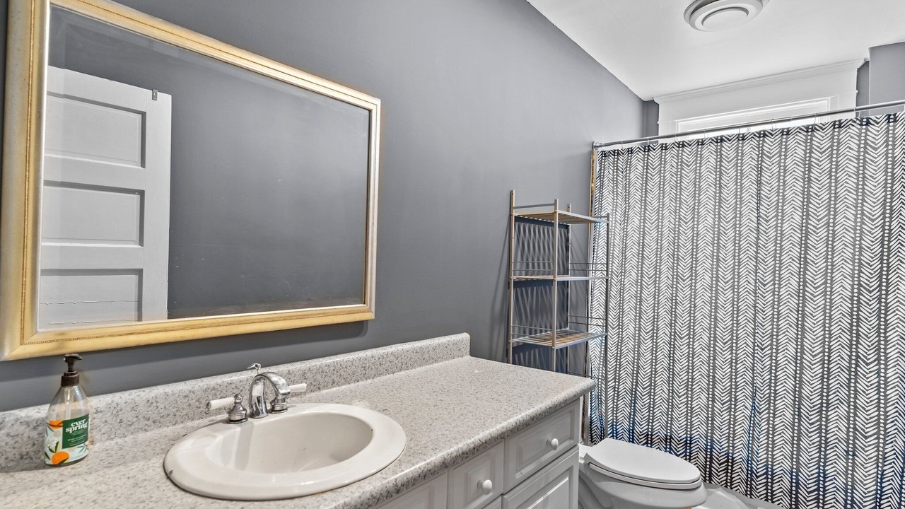 Photo of Bathroom in Wilmington Historic District